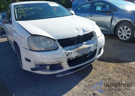 2006 Volkswagen Jetta 2.5 z USA, uszkodzony, nr VIN 3VWRF71K66M626850